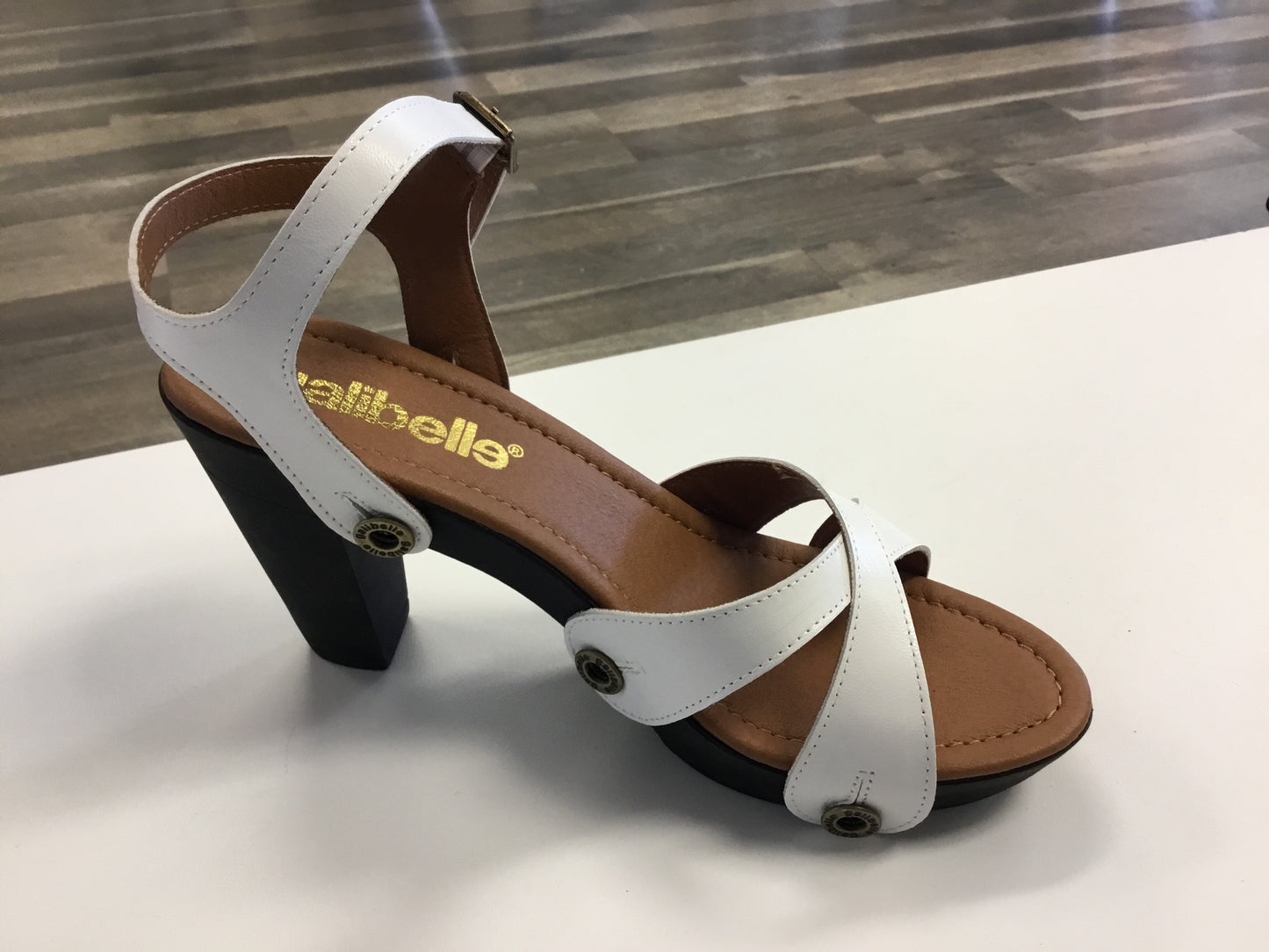 DA10- White Leather Strap